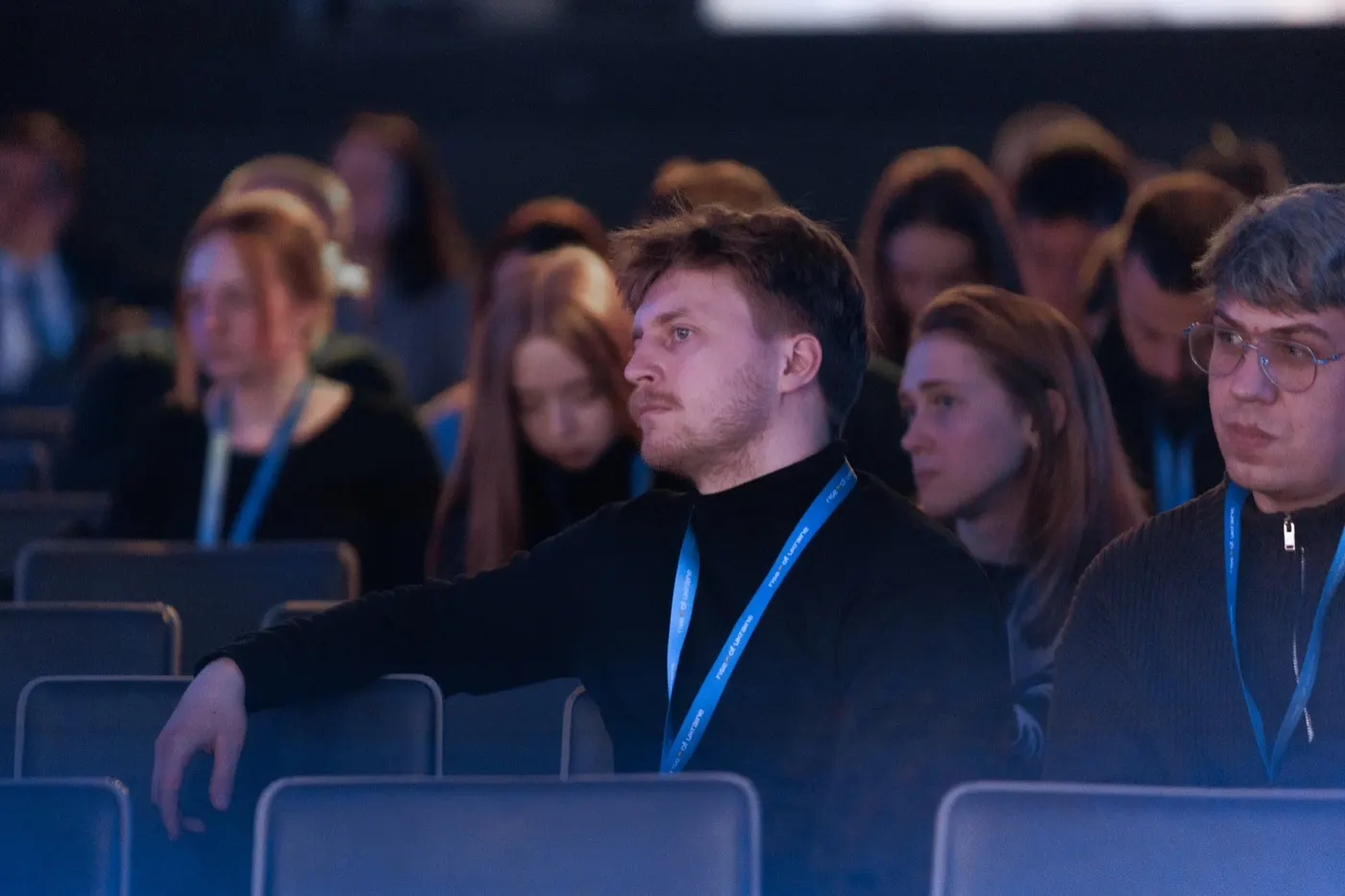 Дмитро Круглов серед слухачів панельної дискусії в головній залі RISEverse